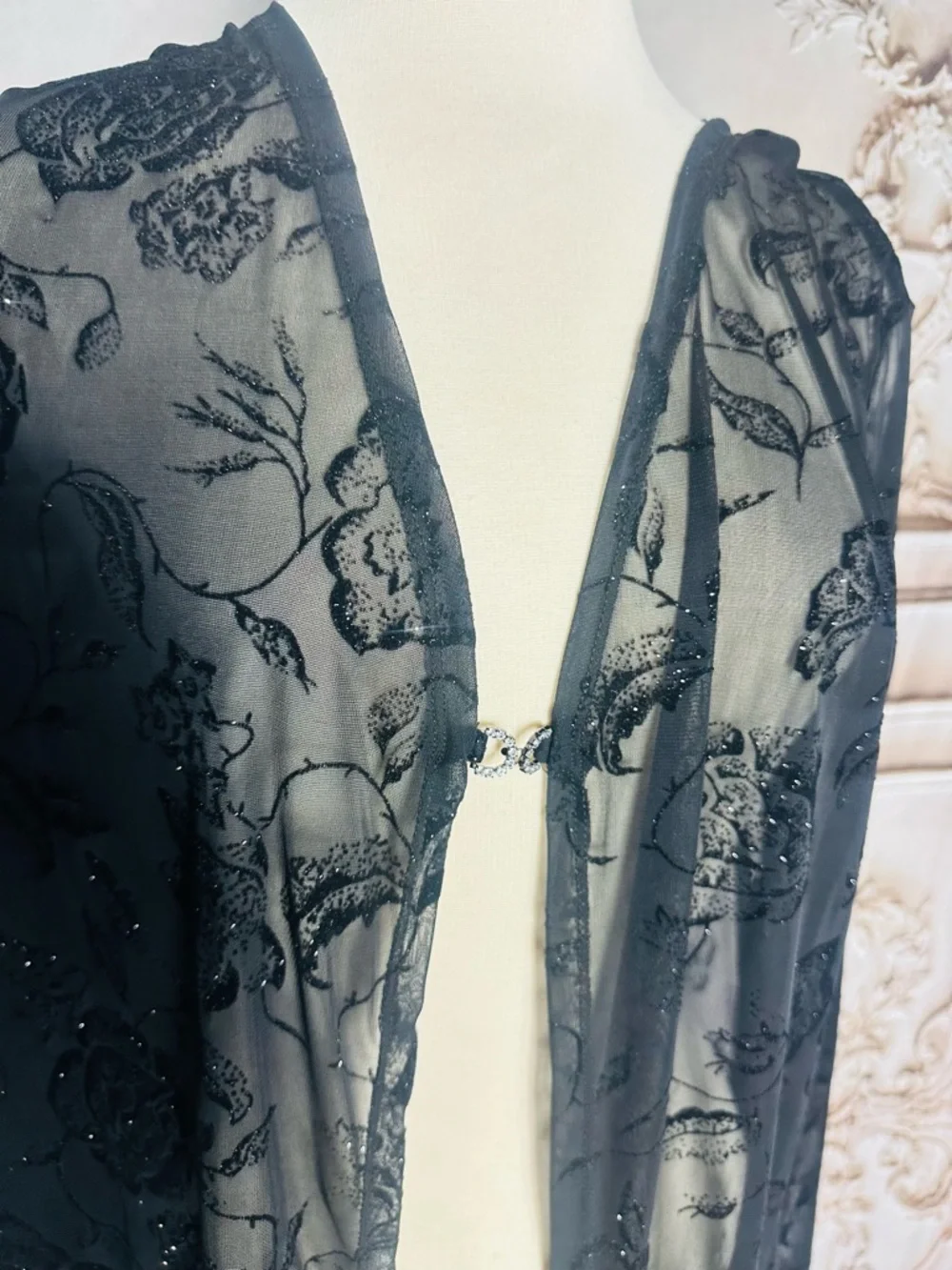 Garage Black Sheer Floral Lace Tie-Front Kimono - Picture 3 of 7